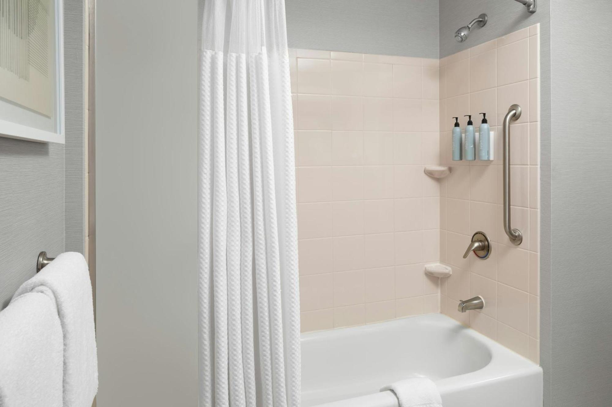 Courtyard By Marriott Knoxville Airport Alcoa Esterno foto